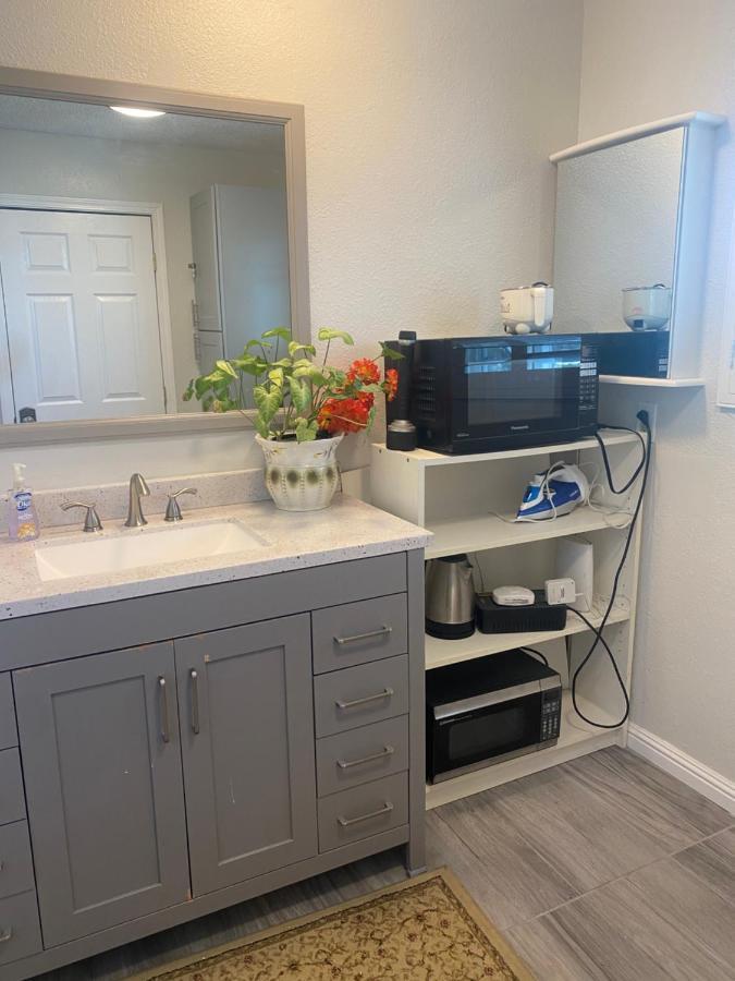 Private Room In Los Angeles With Ac, Strong Wifi, Smart Tv, Work Desk Near Sofi Stadium المظهر الخارجي الصورة