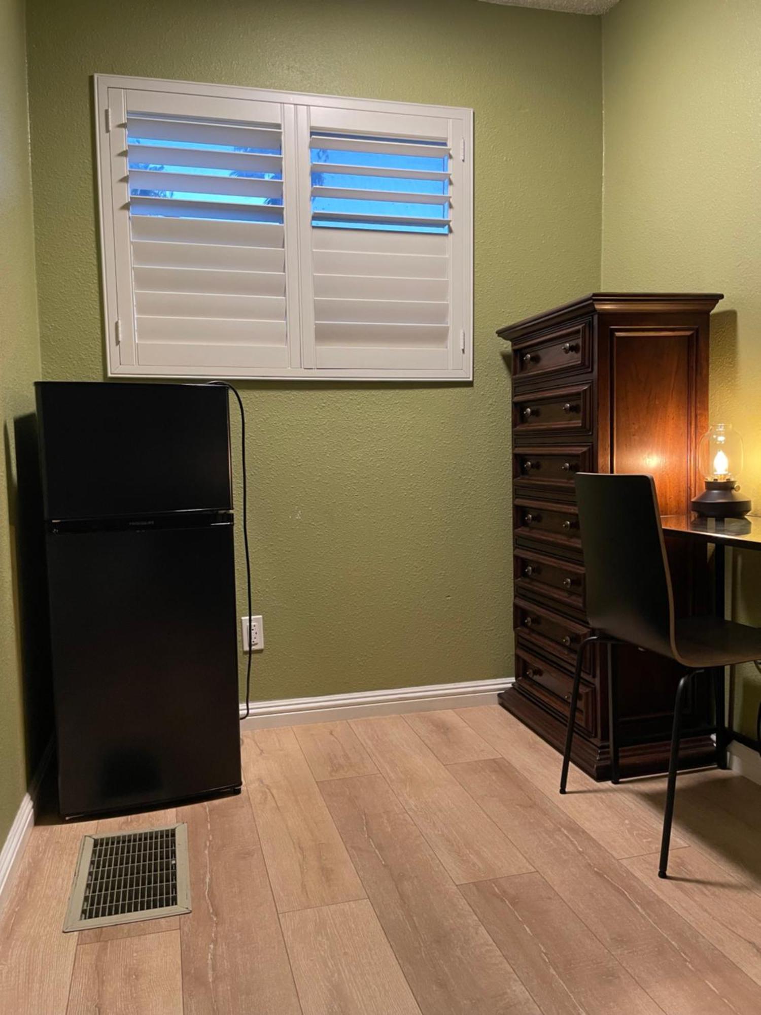 Private Room In Los Angeles With Ac, Strong Wifi, Smart Tv, Work Desk Near Sofi Stadium المظهر الخارجي الصورة