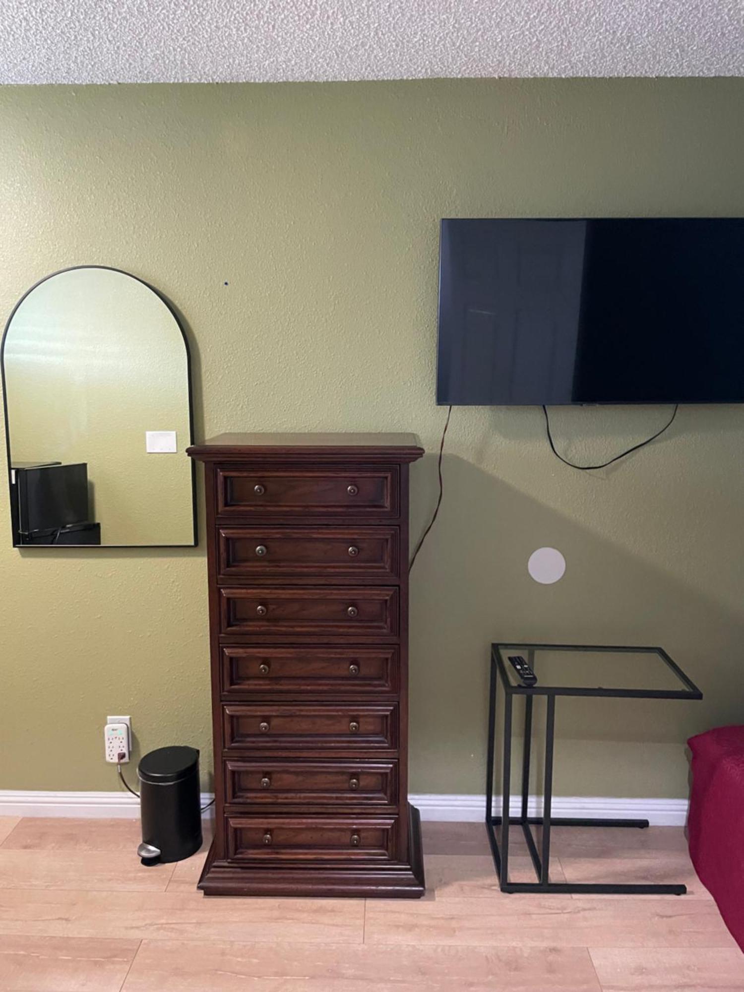 Private Room In Los Angeles With Ac, Strong Wifi, Smart Tv, Work Desk Near Sofi Stadium المظهر الخارجي الصورة